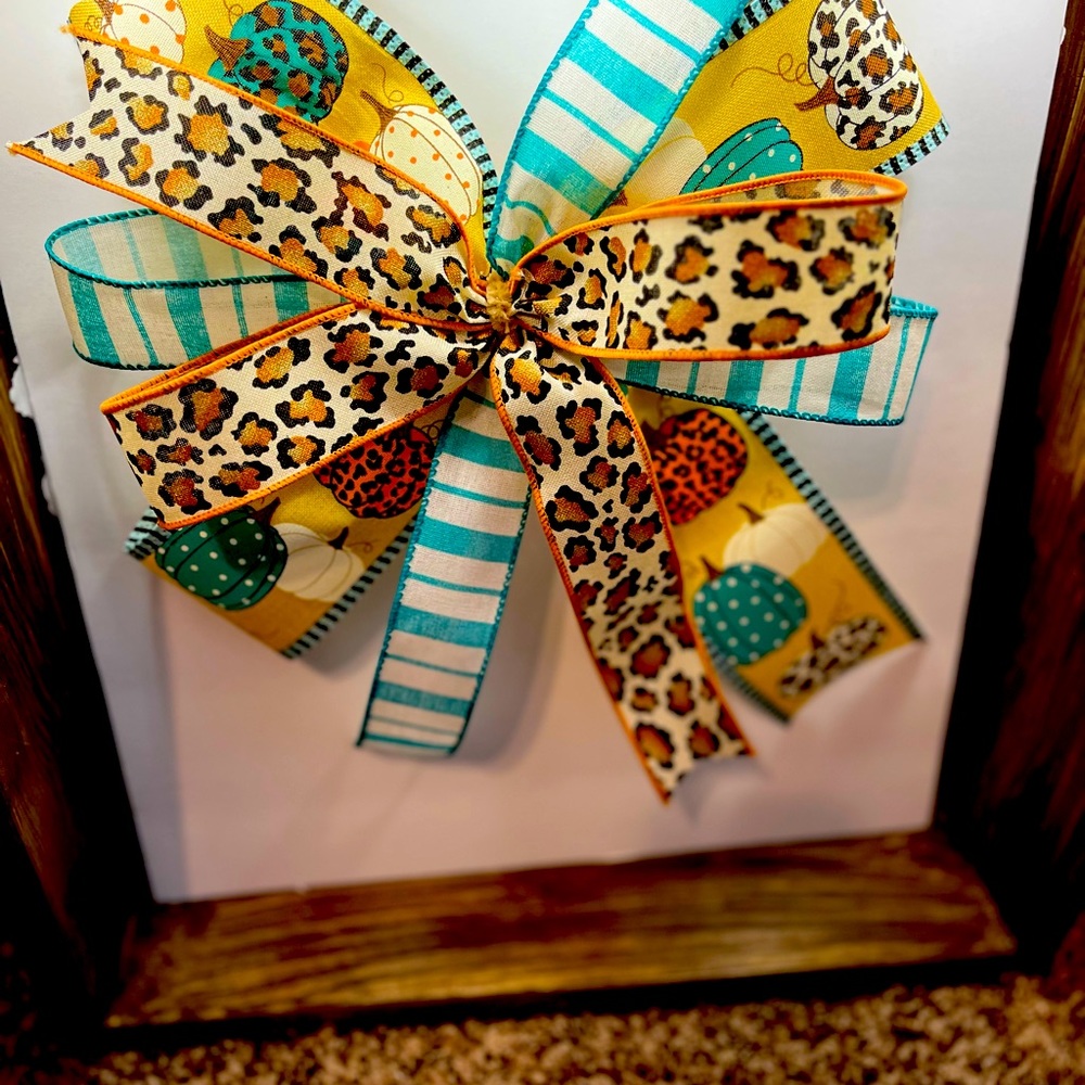Fall bow